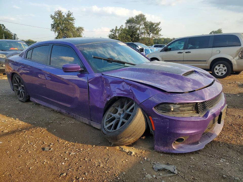 Снимка 4 от търг – 2019 DODGE CHARGER с VIN 2C3CDXCT3KH635832