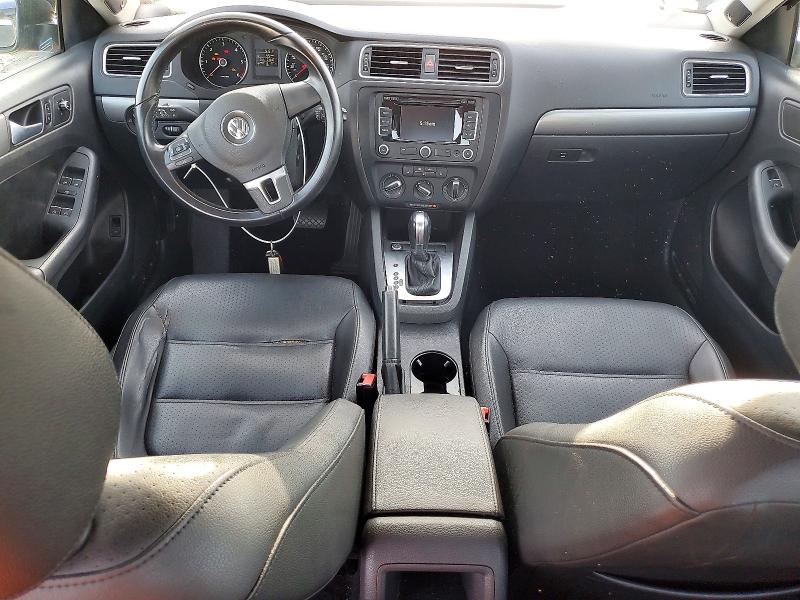 Photo 8 from auction – 2014 VOLKSWAGEN JETTA with VIN 3VWLL7AJ9EM273928