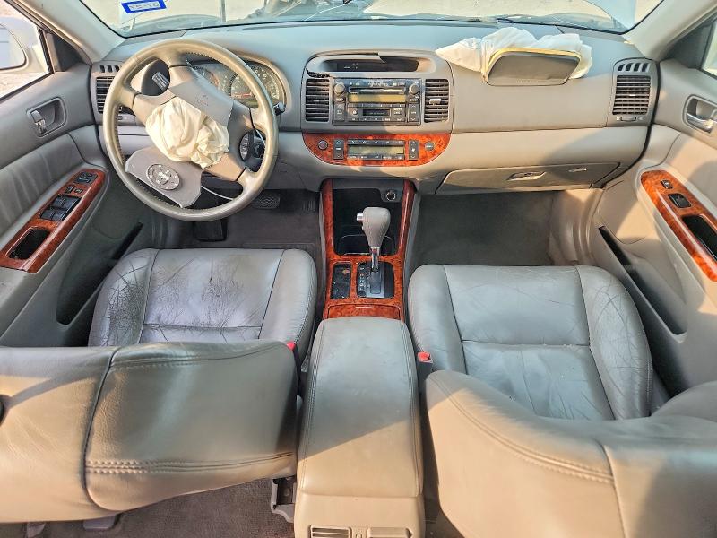 Снимка 8 от търг – 2002 TOYOTA CAMRY с VIN JTDBE30K820076050