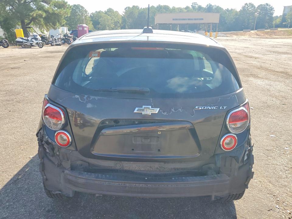 Фото 6 с аукциона – 2015 CHEVROLET SONIC с VIN 1G1JC6SG5F4101800