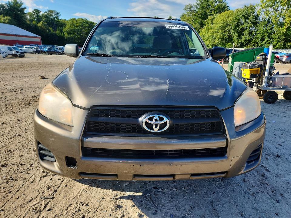 Photo 5 from auction – 2012 TOYOTA RAV4 with VIN 2T3BF4DV4CW210427