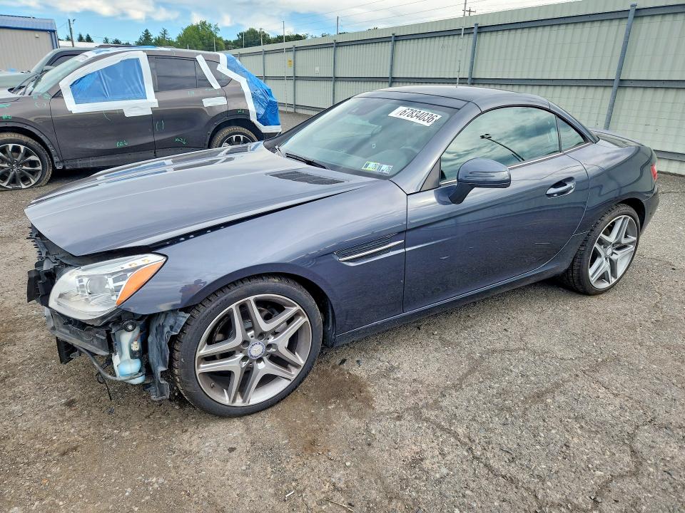 Снимка 1 от търг – 2013 MERCEDES-BENZ SLK с VIN WDDPK4HA0DF055411