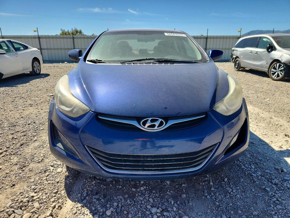 Photo 5 from auction – 2016 HYUNDAI ELANTRA with VIN 5NPDH4AE1GH704782