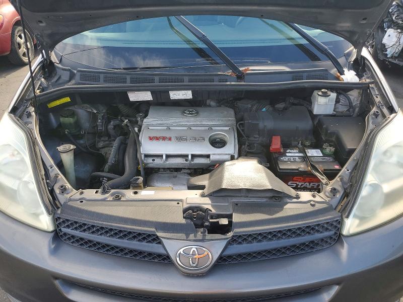 Photo 12 from auction – 2005 TOYOTA SIENNA with VIN 5TDZA23C15S256786