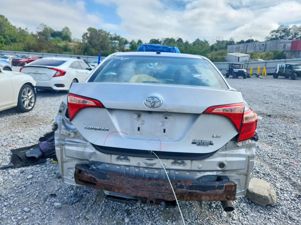Zdjęcie 6 z aukcji – 2018 TOYOTA COROLLA z VIN 2T1BURHE1JC094771