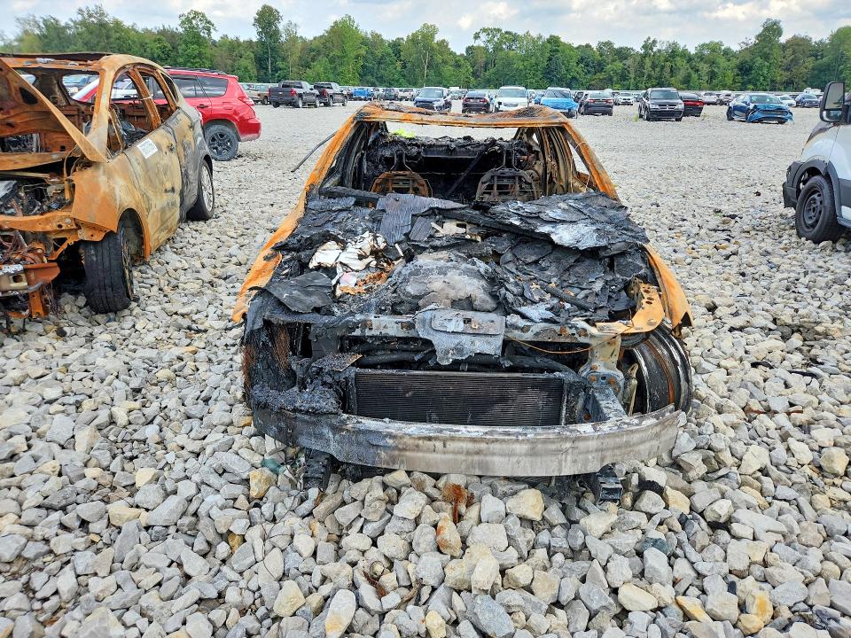 Photo 5 from auction – 2016 CHRYSLER 200 with VIN 1C3CCCBG7GN146039