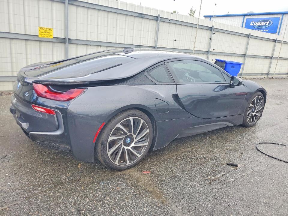 Photo 3 from auction – 2015 BMW I8 with VIN WBY2Z2C57FV392440