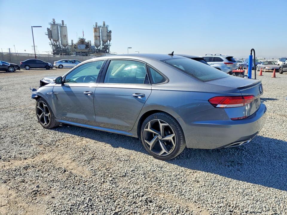 Photo 2 from auction – 2020 VOLKSWAGEN PASSAT with VIN 1VWMA7A37LC026370