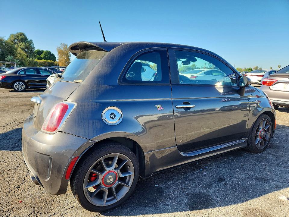 Foto 3 de la subasta – 2015 FIAT 500 con VIN 3C3CFFFHXFT733345