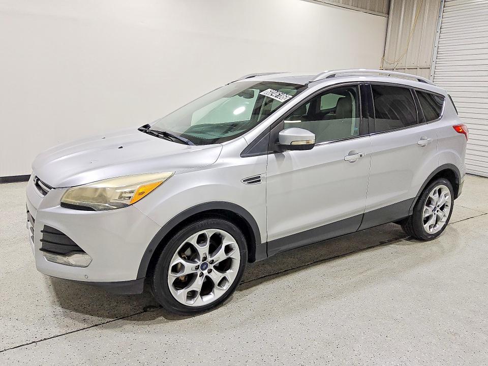 FORD ESCAPE 2015 с VIN 1FMCU0JX6FUB36613 - Снимка от търг