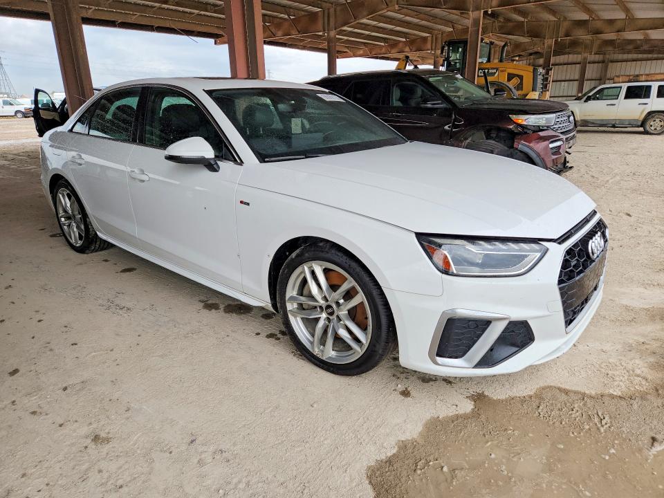 Foto 4 de la subasta – 2023 AUDI A4 con VIN WAUEAAF43PN006842