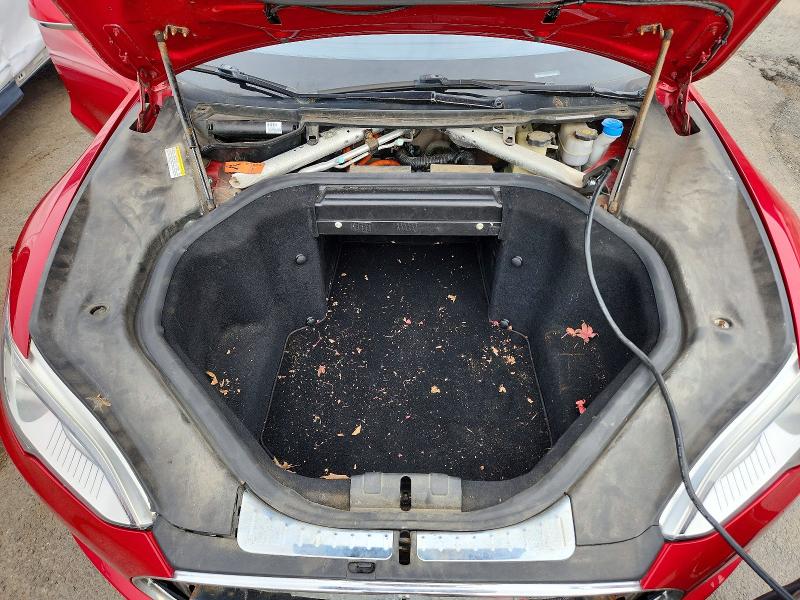 Photo 11 from auction – 2014 TESLA MODEL S with VIN 5YJSA1H17EFP31803