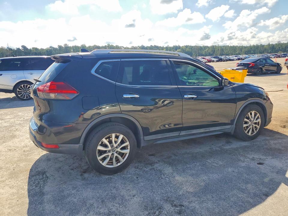 Снимка 3 от търг – 2017 NISSAN ROGUE с VIN 5N1AT2MT7HC868451