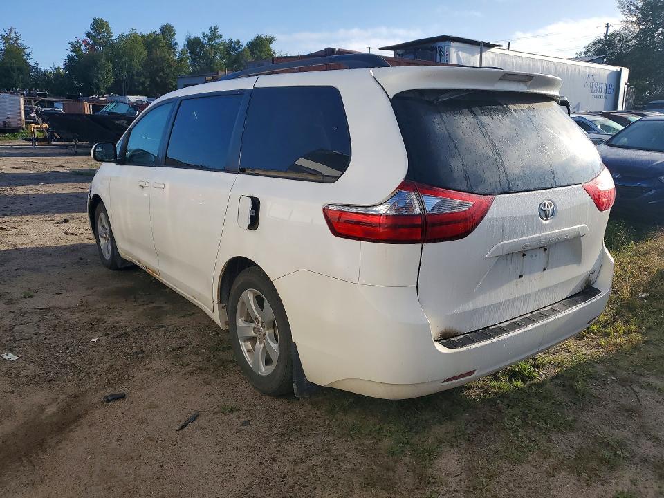 Photo 2 from auction – 2015 TOYOTA SIENNA with VIN 5TDKK3DC3FS567057
