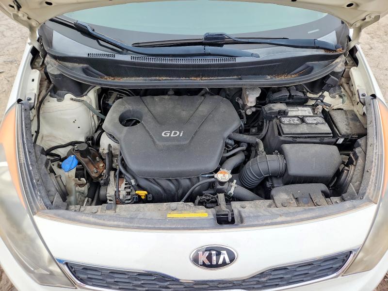 Zdjęcie 12 z aukcji – 2015 KIA RIO 5-DOOR z VIN KNADN5A36F6435505