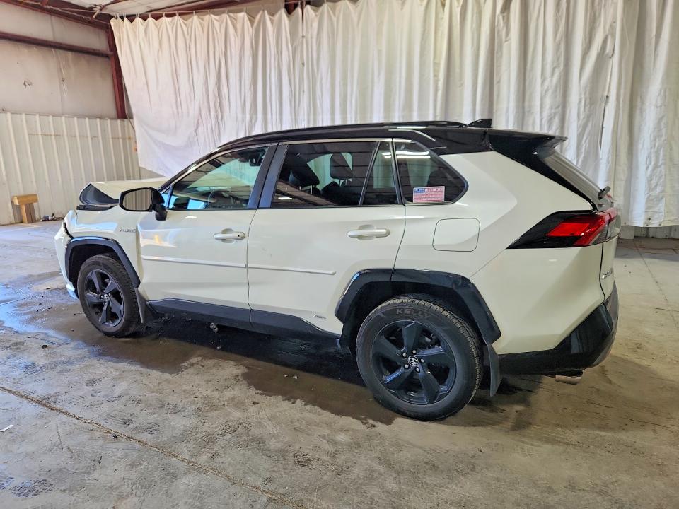 Снимка 2 от търг – 2021 TOYOTA RAV4 с VIN 2T3E6RFV3MW006226