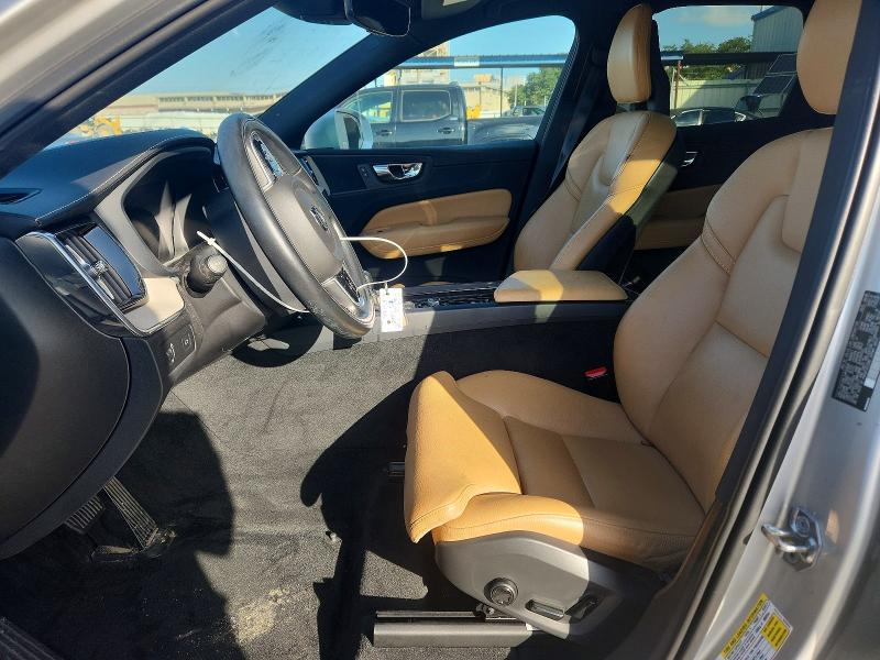 Photo 7 from auction – 2018 VOLVO XC60 with VIN LYVA22RL3JB113906