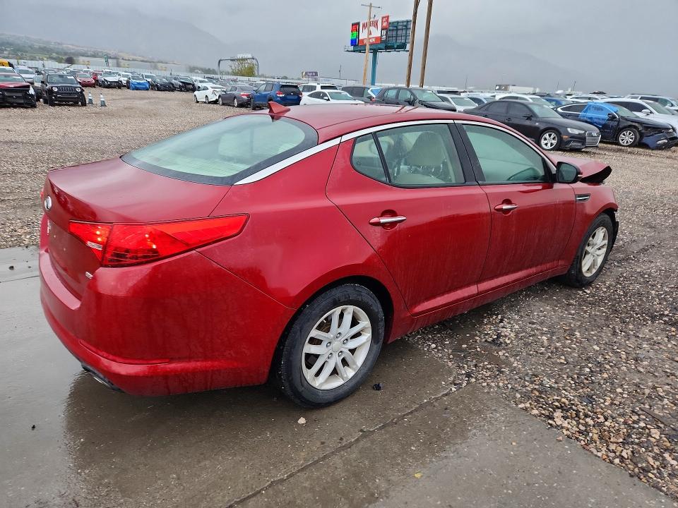 صورة رقم 3 من المزاد - 2012 KIA OPTIMA مع VIN 5XXGM4A72CG040847