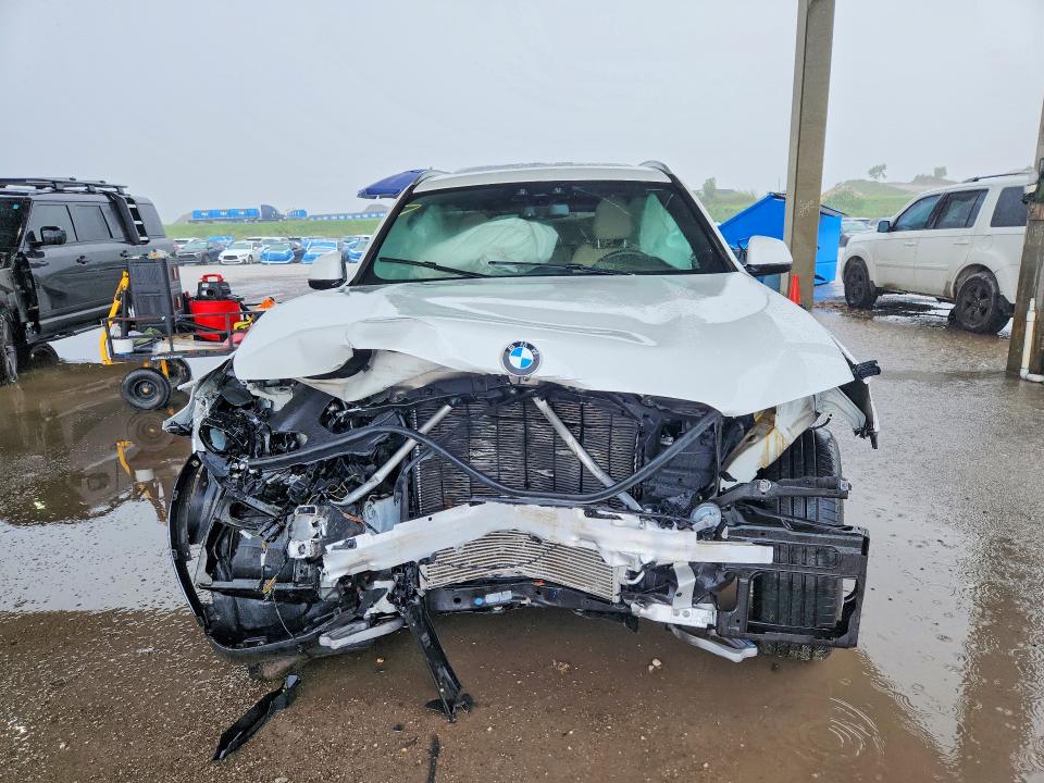 Снимка 5 от търг – 2021 BMW X3 с VIN 5UXTY3C04M9F07425