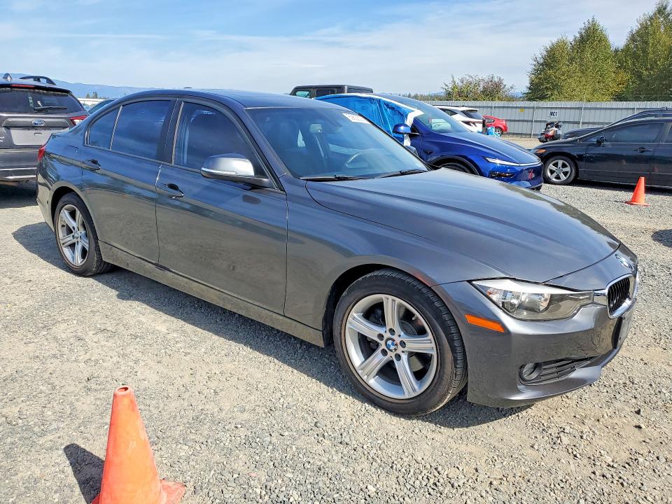 Photo 4 from auction – 2013 BMW 328 with VIN WBA3C1C5XDK103368