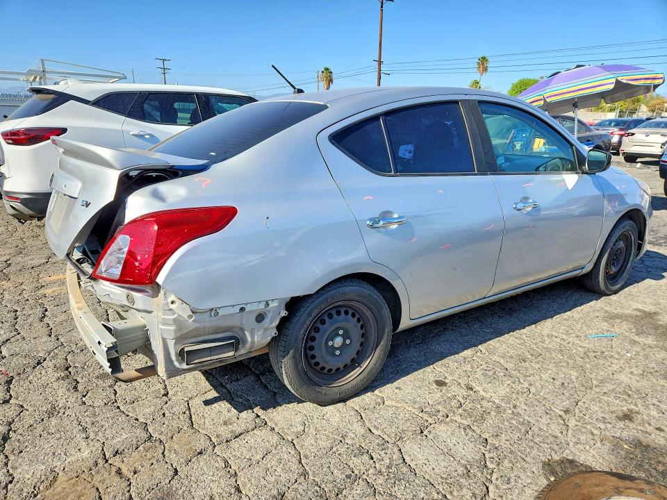 Photo 3 from auction – 2017 NISSAN VERSA with VIN 3N1CN7AP2HK435970