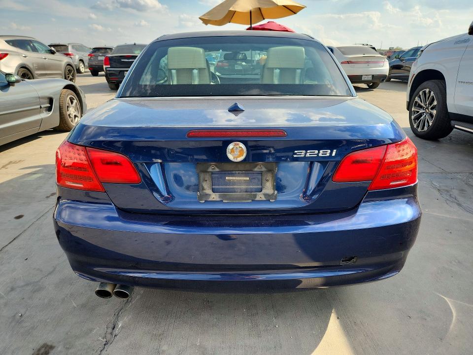 صورة رقم 6 من المزاد - 2011 BMW 328 مع VIN WBADW3C50BE538161