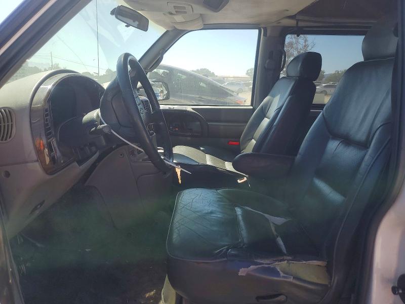 Photo 7 from auction – 1998 CHEVROLET ASTRO with VIN 1GBDM19W8WB111769
