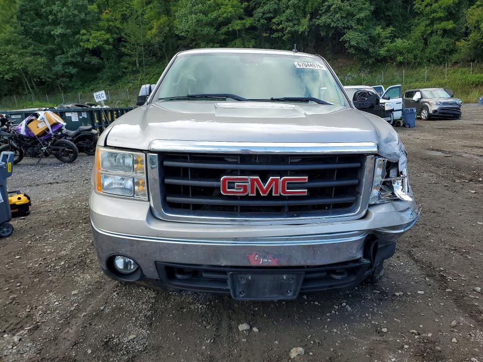 Фото 5 с аукциона – 2008 GMC SIERRA с VIN 2GTEC19J581227375