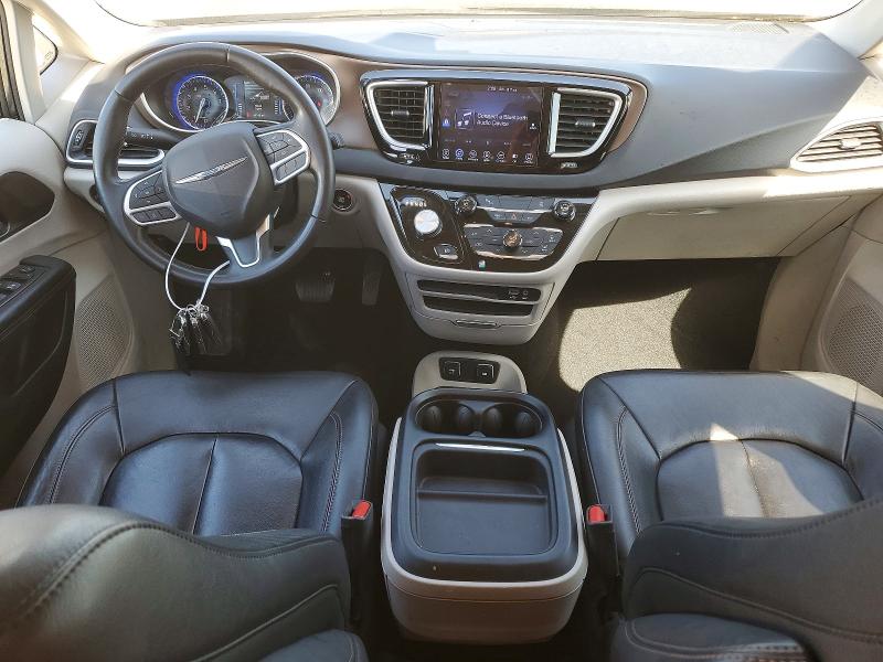 Photo 8 from auction – 2017 CHRYSLER PACIFICA with VIN 2C4RC1BG9HR517491