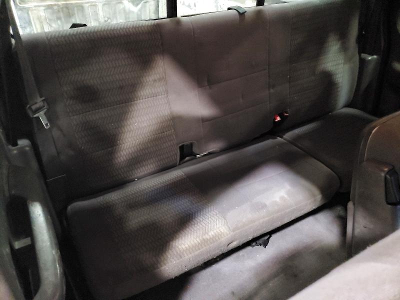 Снимка 10 от търг – 2003 FORD F150 с VIN 1FTRX07243KD55806