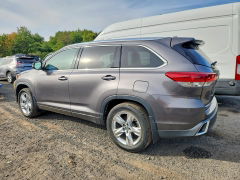 Zdjęcie 2 z aukcji – 2018 TOYOTA HIGHLANDER z VIN 5TDDZRFH5JS488353