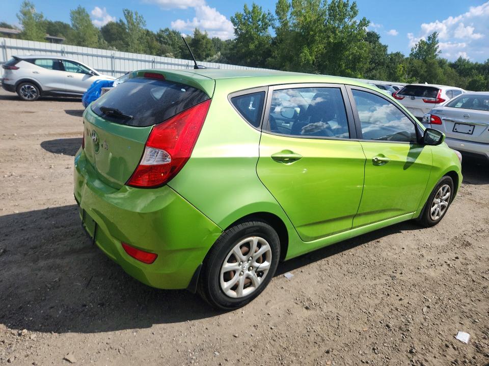 Photo 3 from auction – 2014 HYUNDAI ACCENT with VIN KMHCT5AE5EU197836