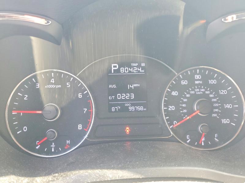 Photo 9 from auction – 2018 KIA FORTE5 with VIN KNAFK5A8XJ5773808