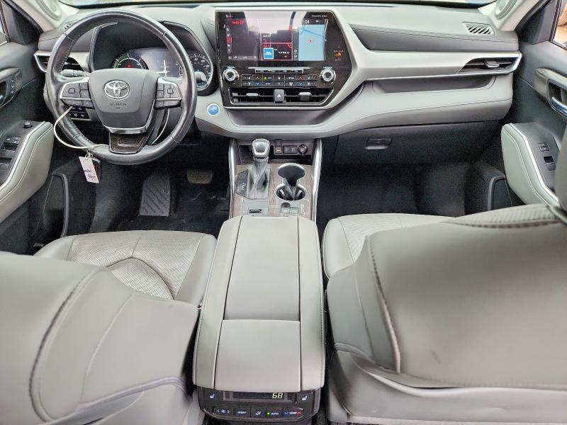 صورة رقم 8 من المزاد - 2020 TOYOTA HIGHLANDER مع VIN 5TDEBRCH8LS011660