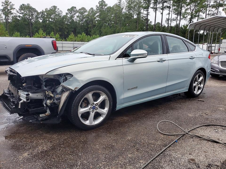 Photo 1 from auction – 2013 FORD FUSION with VIN 3FA6P0LUXDR321107