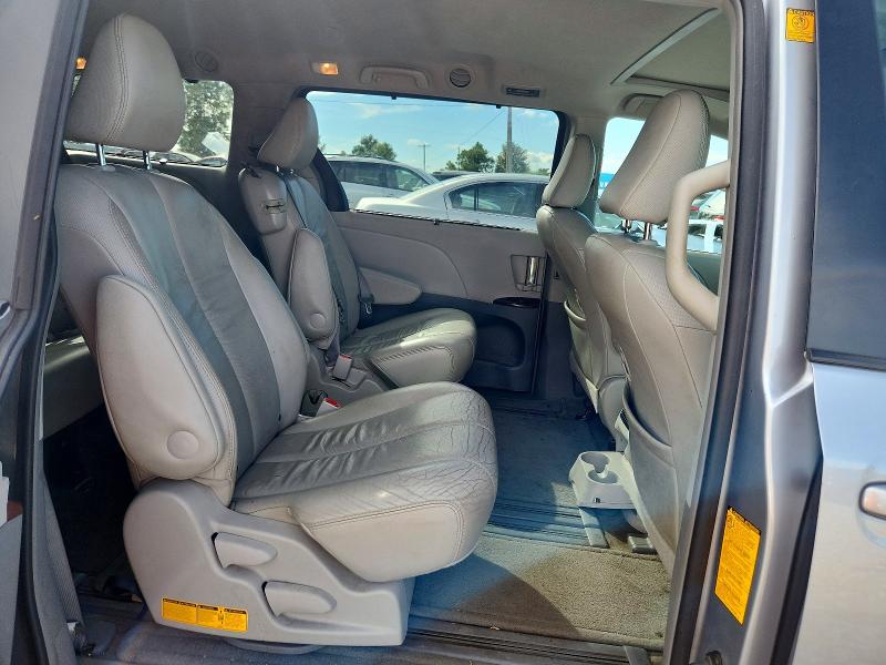 Photo 11 from auction – 2011 TOYOTA SIENNA with VIN 5TDYK3DC5BS165898