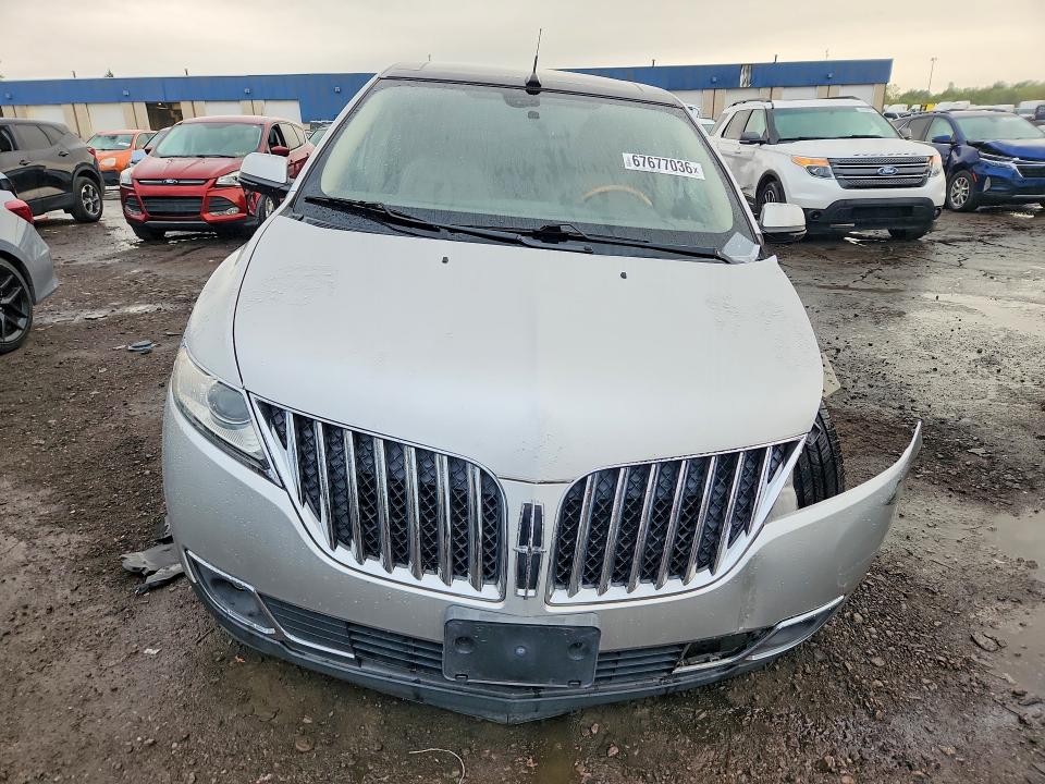 Foto 5 de la subasta – 2014 LINCOLN MKX con VIN 2LMDJ8JK3EBL13093