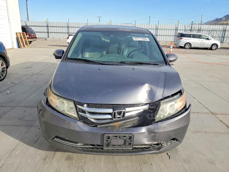 Снимка 5 от търг – 2014 HONDA ODYSSEY с VIN 5FNRL5H67EB123730