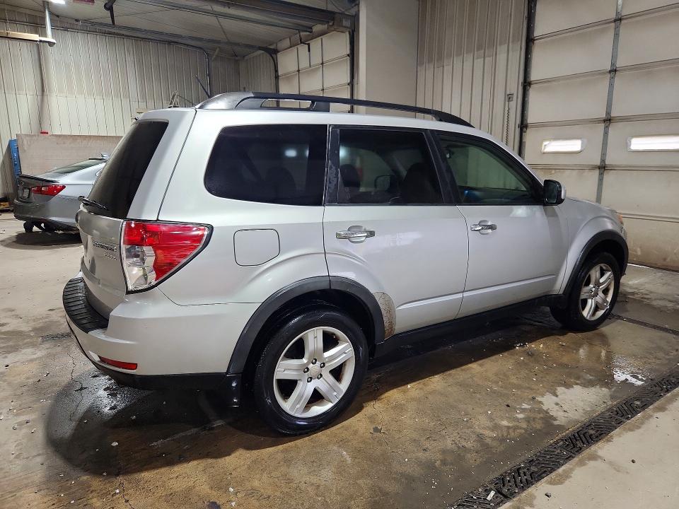 Foto 3 de la subasta – 2010 SUBARU FORESTER con VIN JF2SH6DC0AH903150