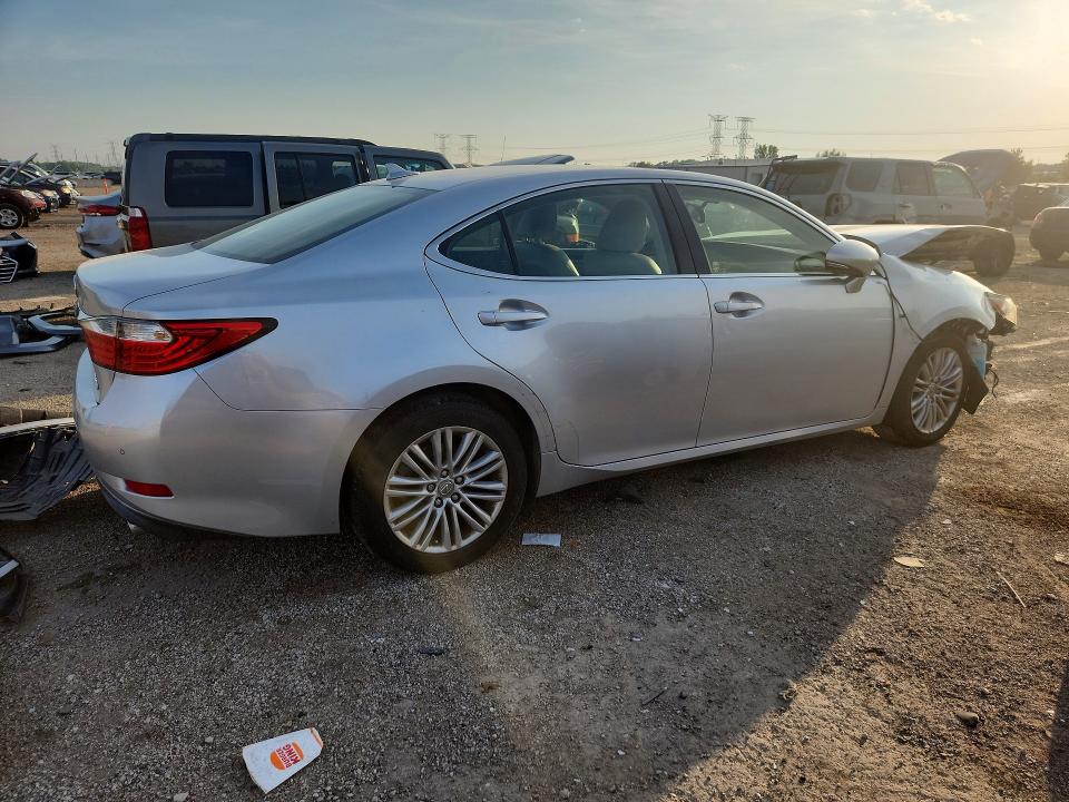 Foto 3 de la subasta – 2013 LEXUS ES con VIN JTHBK1GG7D2062127