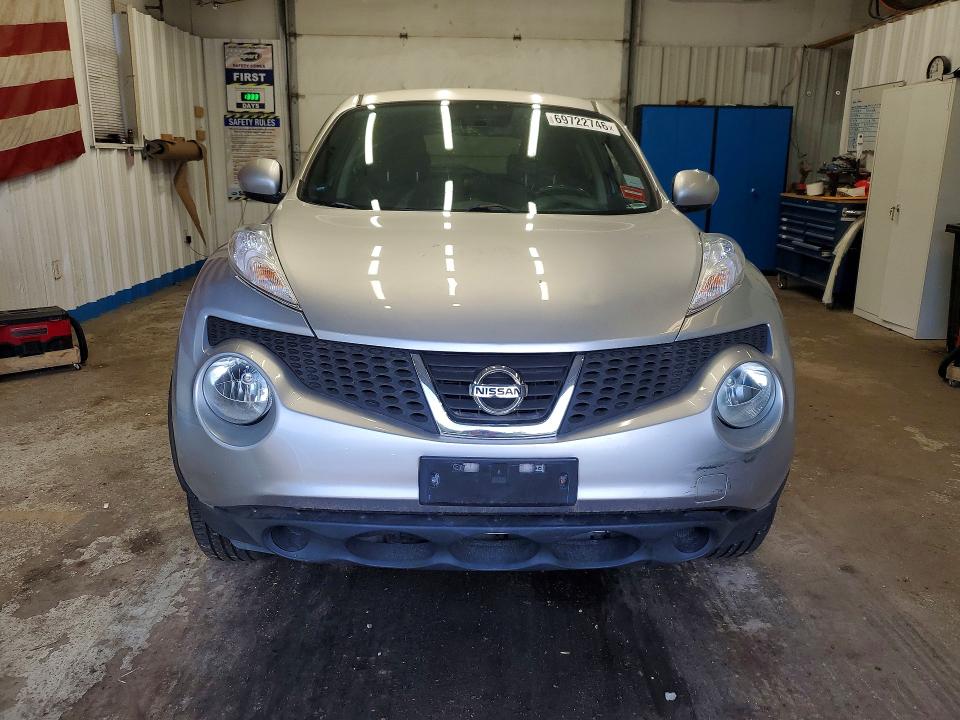 Photo 5 from auction – 2011 NISSAN JUKE with VIN JN8AF5MV7BT013551