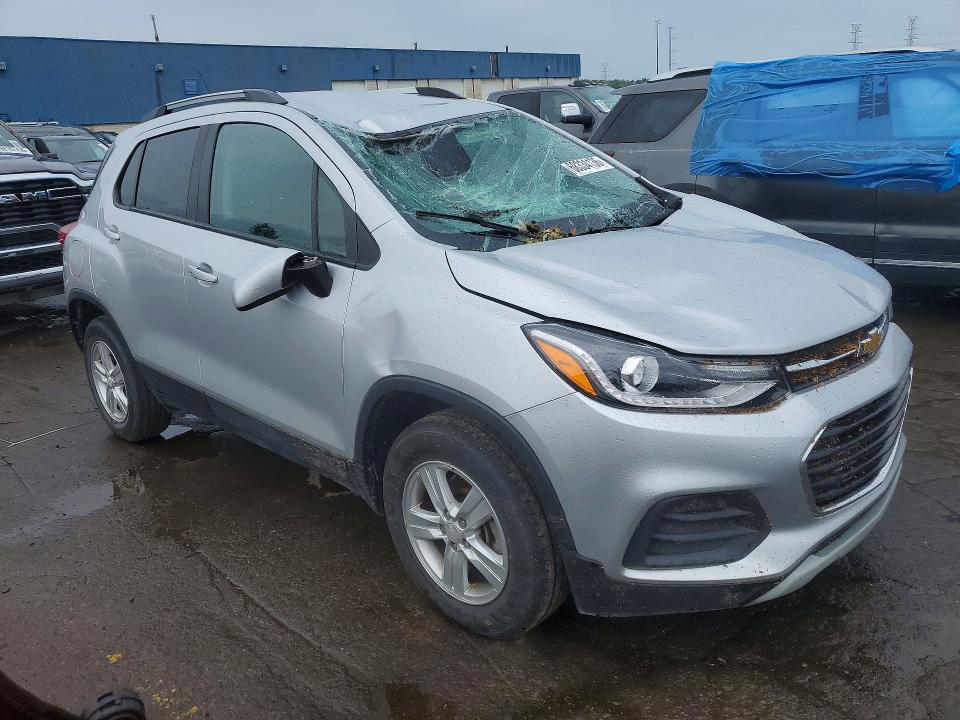 Photo 4 from auction – 2021 CHEVROLET TRAX with VIN KL7CJPSM5MB368717