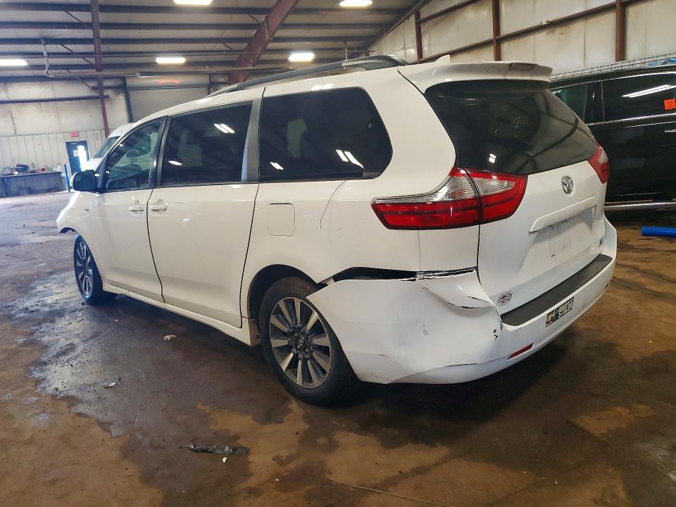 Снимка 2 от търг – 2019 TOYOTA SIENNA с VIN 5TDJZ3DCXKS226515