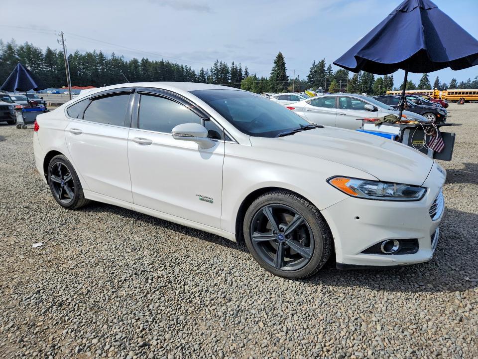 Photo 4 from auction – 2016 FORD FUSION with VIN 3FA6P0PU9GR357143