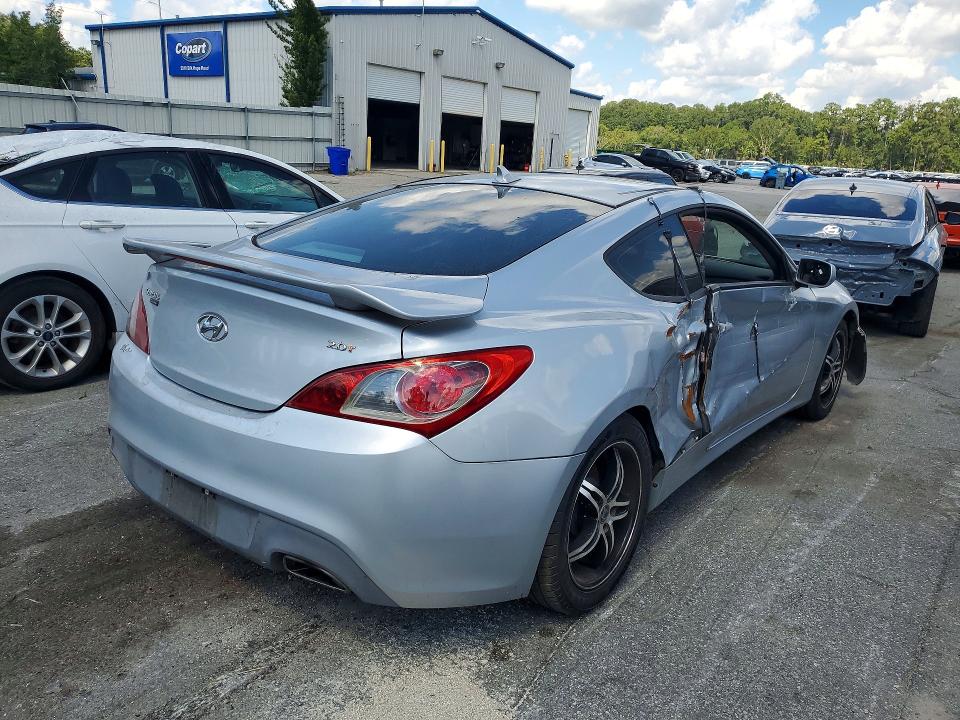 Photo 3 from auction – 2012 HYUNDAI GENESIS COUPE with VIN KMHHT6KD9CU079304