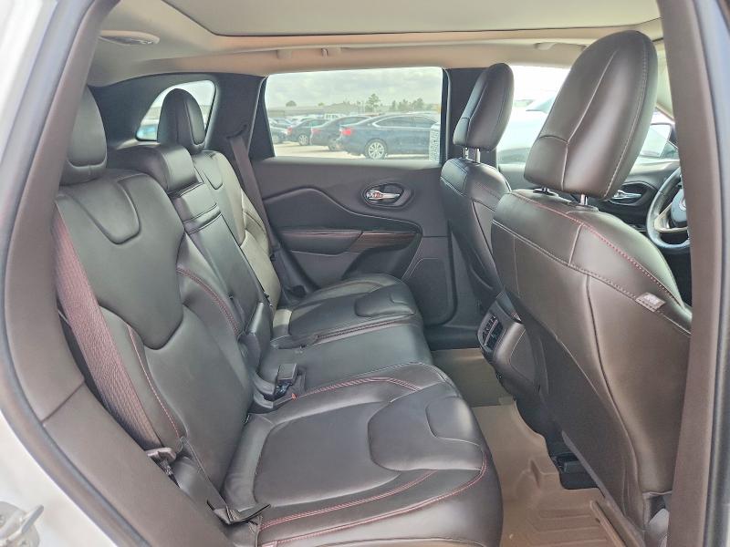 Снимка 11 от търг – 2014 JEEP CHEROKEE с VIN 1C4PJMBS4EW250699
