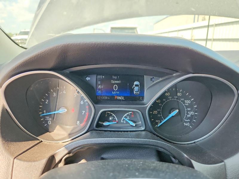 Photo 9 from auction – 2016 FORD FOCUS with VIN 1FADP3F2XGL236516