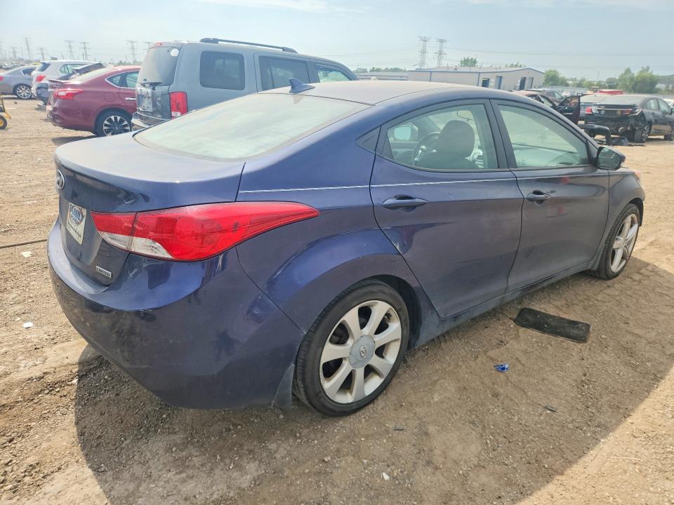 Photo 3 from auction – 2013 HYUNDAI ELANTRA with VIN 5NPDH4AE9DH219561