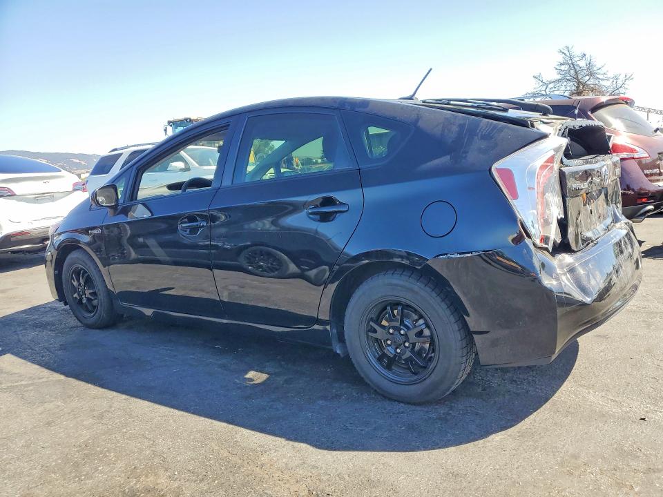 Снимка 2 от търг – 2015 TOYOTA PRIUS с VIN JTDKN3DU6F0419567