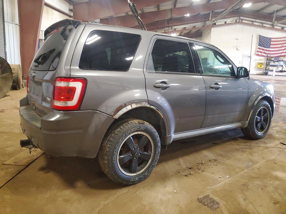 Photo 3 from auction – 2012 FORD ESCAPE with VIN 1FMCU9DG1CKA79793